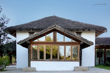 Hoteles con SPA en Villamanrique de la Condesa 1 Ardea Purpurea Lodge