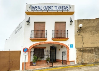 Hoteles con SPA en Trigueros 1 Hostal Ciudad Trigueros