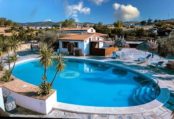 Hoteles con SPA en Guadalcanal 1 Hotel Rural Finca La Herencia