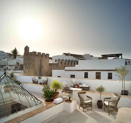 Plaza 18 Vejer Hotel Boutique